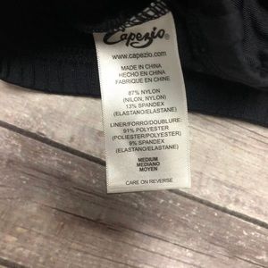 Capezio Tops - Capezio Black Womens Medium Zip Bra Dance Capezio Tops - Capezio Black Womens Medium Zip Bra Dance